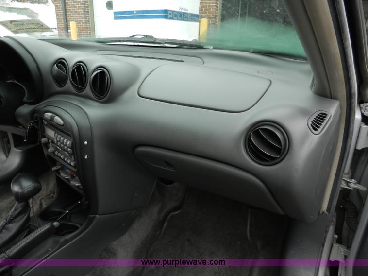 image for item A3955 2005 Pontiac Grand Am GT