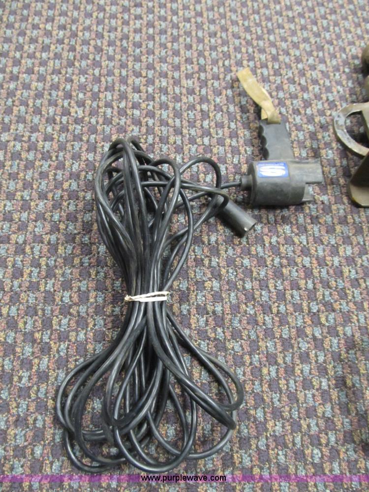 image for item B1844 2007 Big Tex 20AC-51 gooseneck auto/combo transport trailer