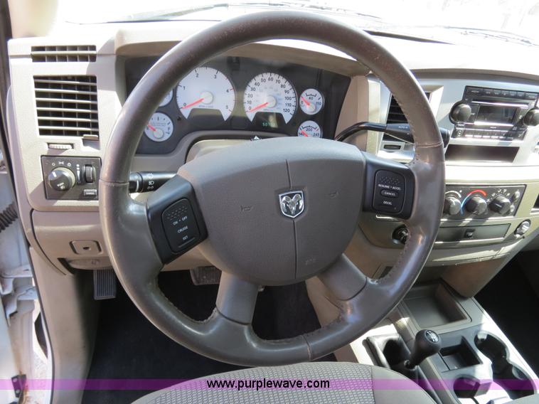 image for item B4556 2007 Dodge Ram 2500 HD SLT Quad Cab pickup truck