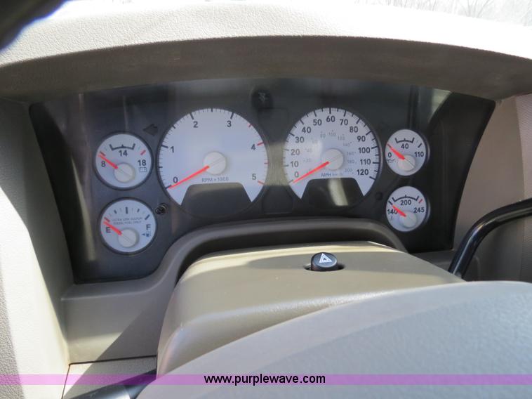 image for item B4556 2007 Dodge Ram 2500 HD SLT Quad Cab pickup truck