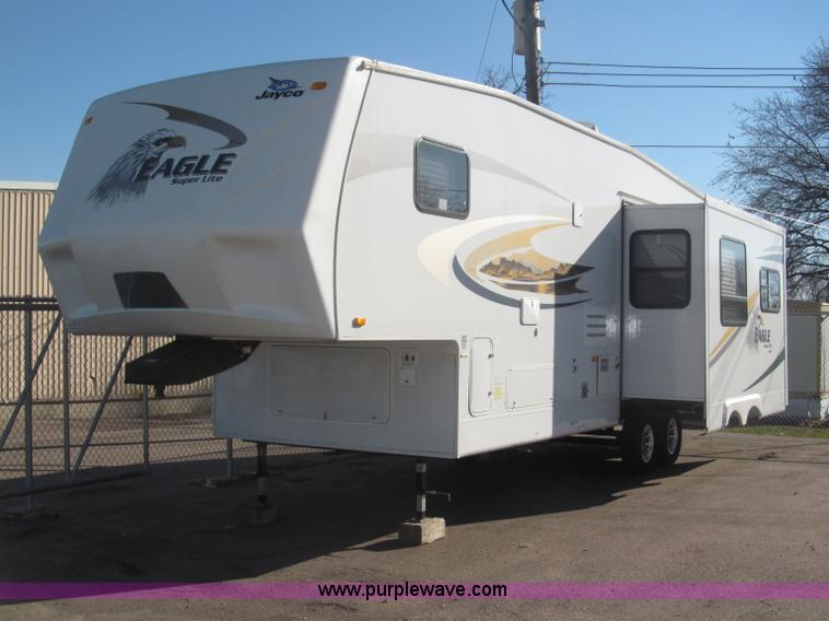 image for item B5280 2010 Jayco Eagle 30.5RLS Superlite camper