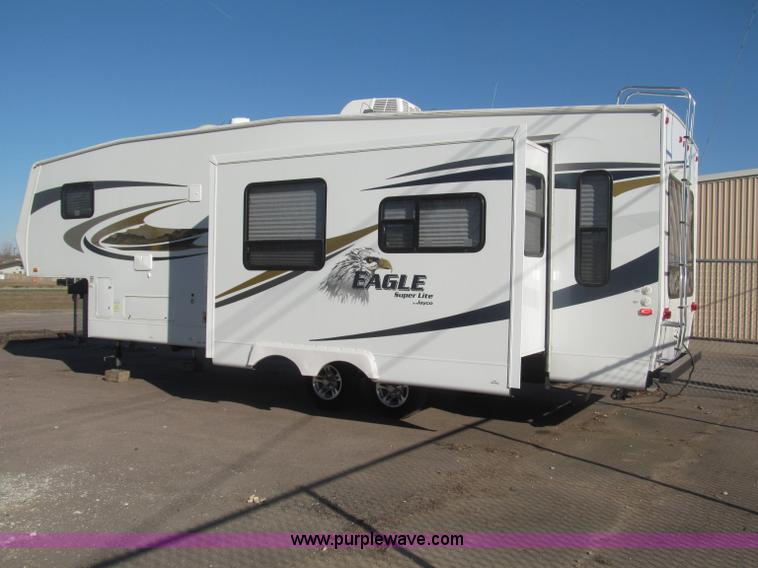 image for item B5280 2010 Jayco Eagle 30.5RLS Superlite camper