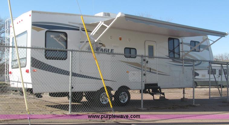 image for item B5280 2010 Jayco Eagle 30.5RLS Superlite camper