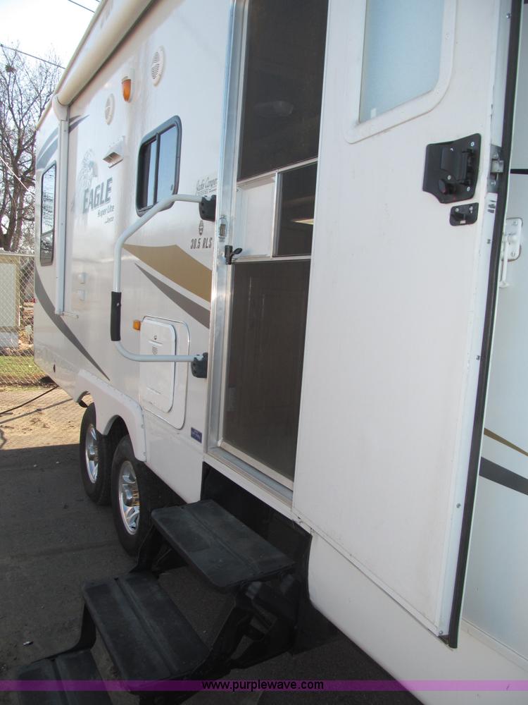 image for item B5280 2010 Jayco Eagle 30.5RLS Superlite camper