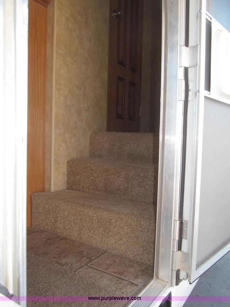 image for item B5280 2010 Jayco Eagle 30.5RLS Superlite camper