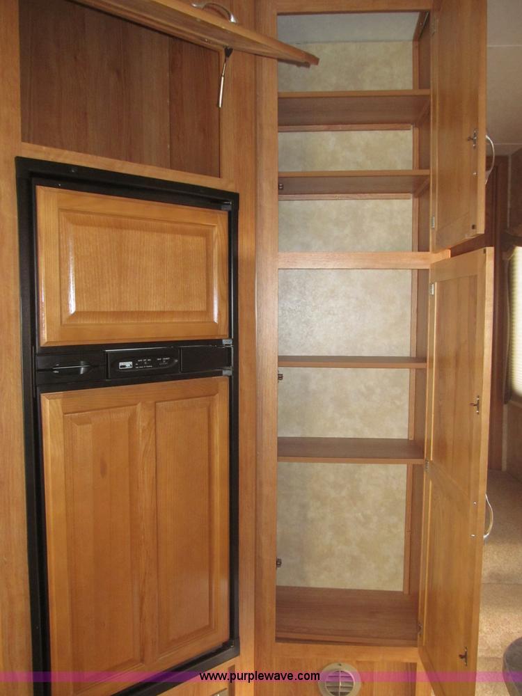 image for item B5280 2010 Jayco Eagle 30.5RLS Superlite camper