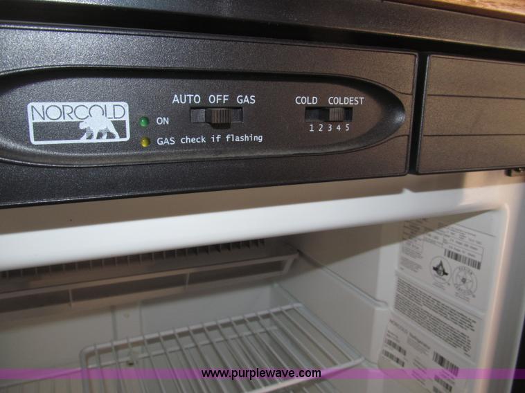 image for item B5280 2010 Jayco Eagle 30.5RLS Superlite camper