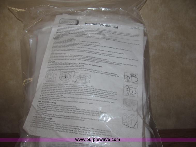 image for item B5280 2010 Jayco Eagle 30.5RLS Superlite camper