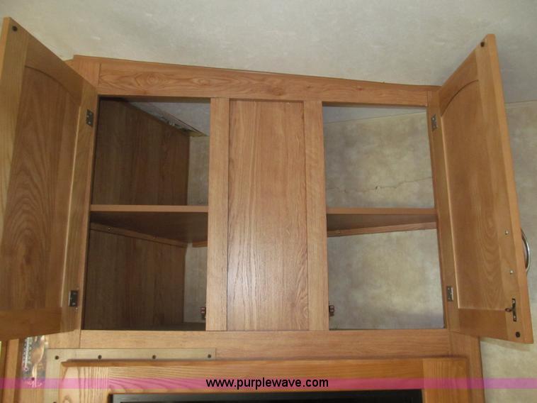 image for item B5280 2010 Jayco Eagle 30.5RLS Superlite camper