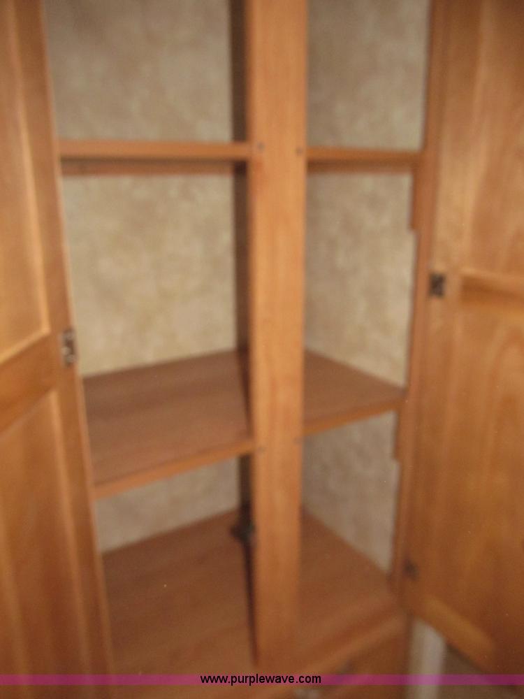 image for item B5280 2010 Jayco Eagle 30.5RLS Superlite camper