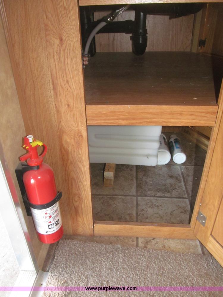 image for item B5280 2010 Jayco Eagle 30.5RLS Superlite camper