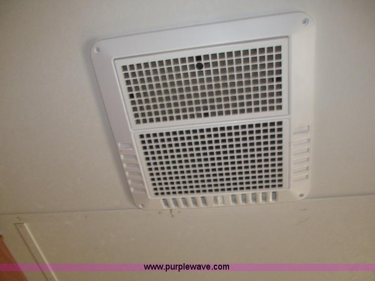 image for item B5280 2010 Jayco Eagle 30.5RLS Superlite camper