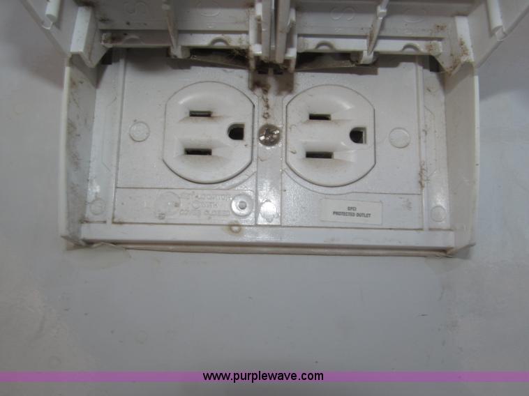 image for item B5280 2010 Jayco Eagle 30.5RLS Superlite camper