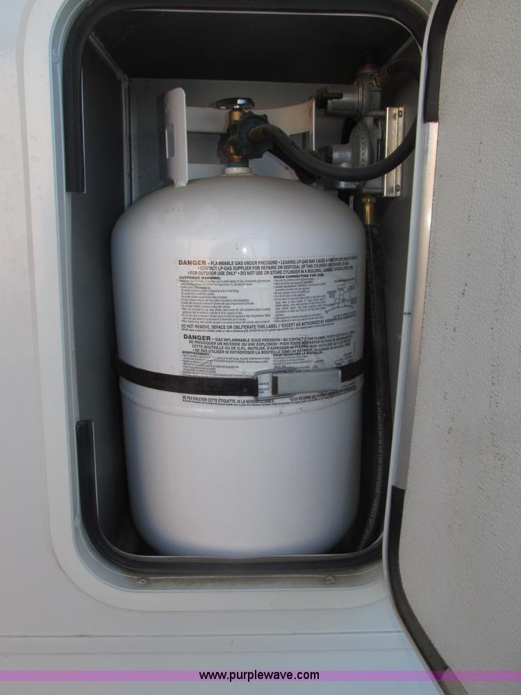 image for item B5280 2010 Jayco Eagle 30.5RLS Superlite camper