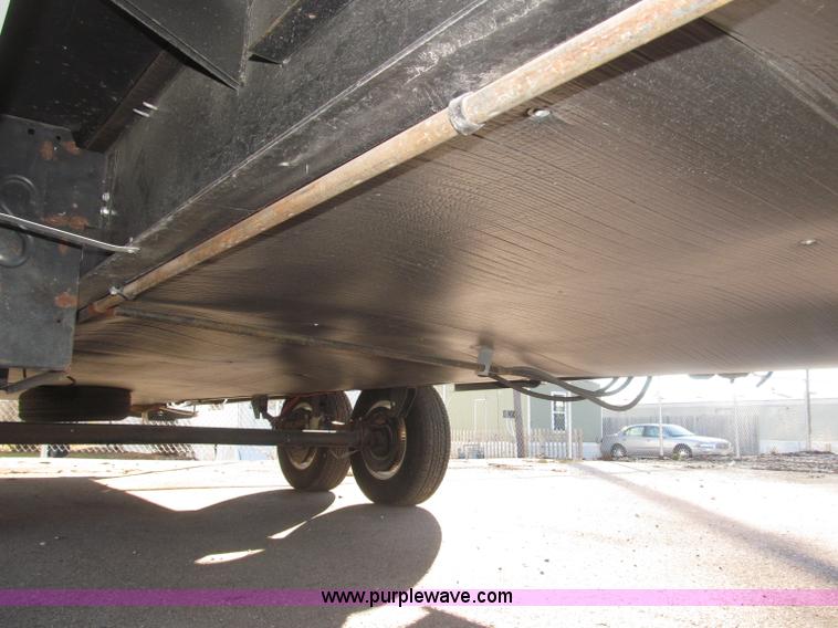 image for item B5280 2010 Jayco Eagle 30.5RLS Superlite camper