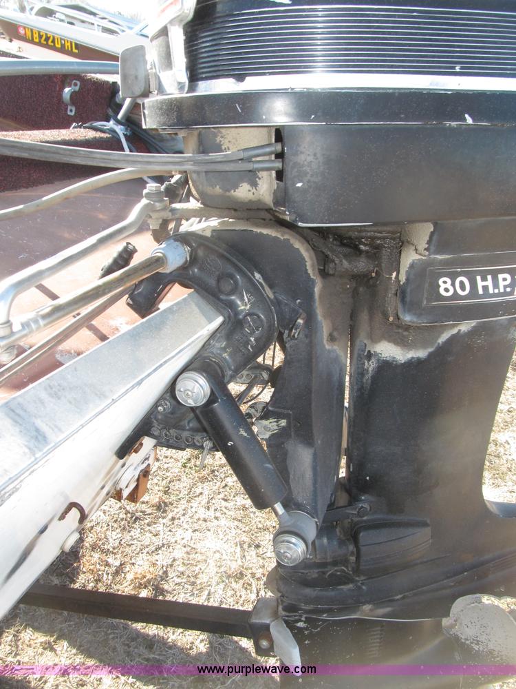 image for item B5330 1981 SmokerCraft 18' speed boat