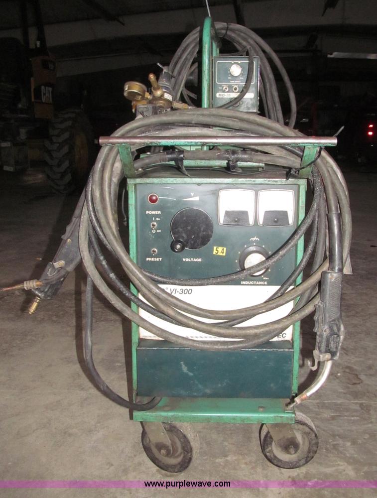 image for item B5385 L-Tec VI300 mig 35 wire feed welder