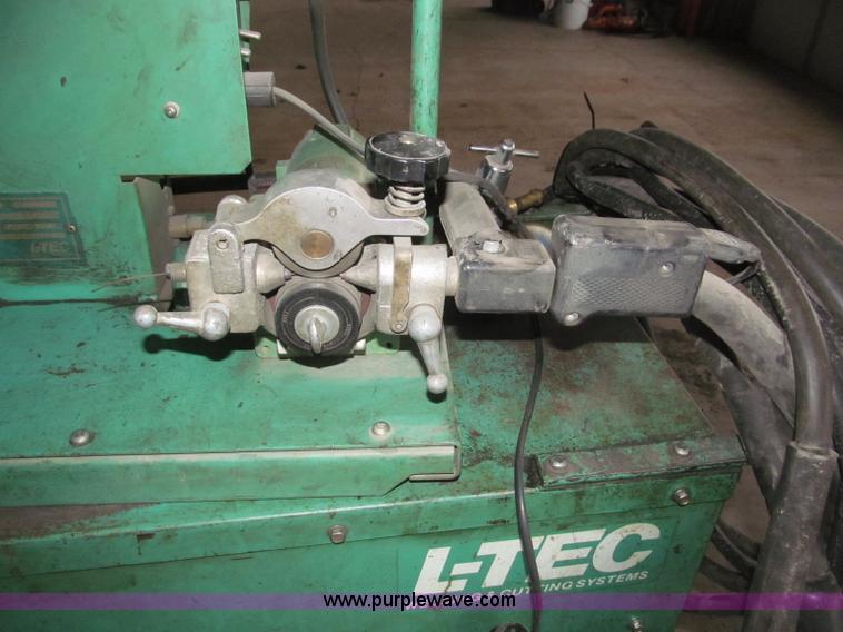image for item B5385 L-Tec VI300 mig 35 wire feed welder