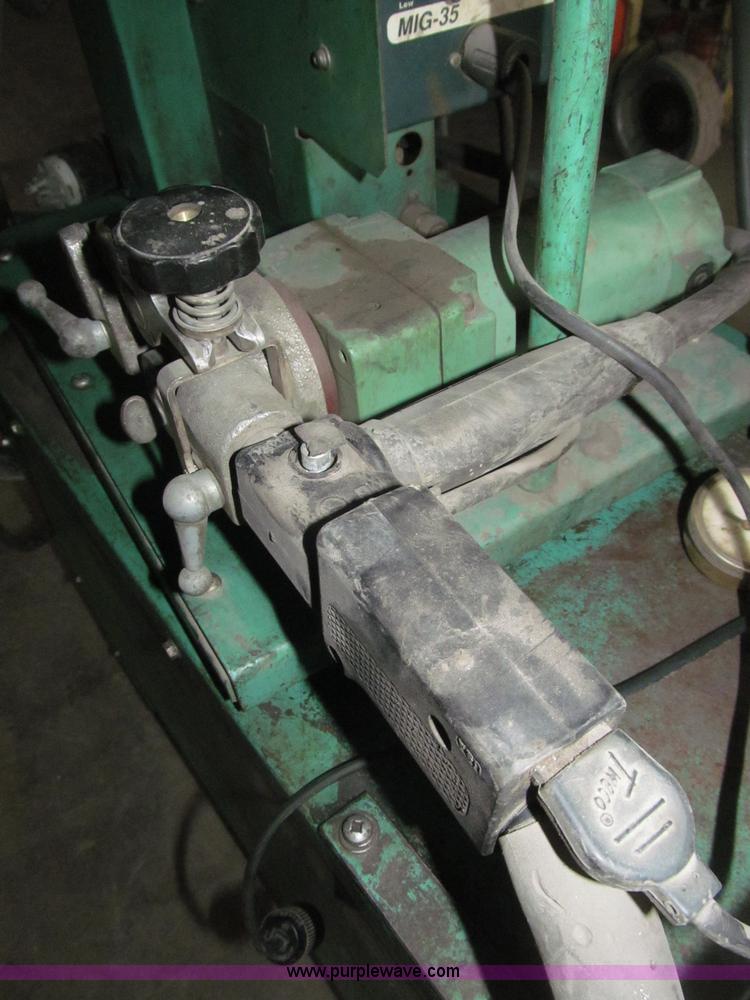 image for item B5385 L-Tec VI300 mig 35 wire feed welder