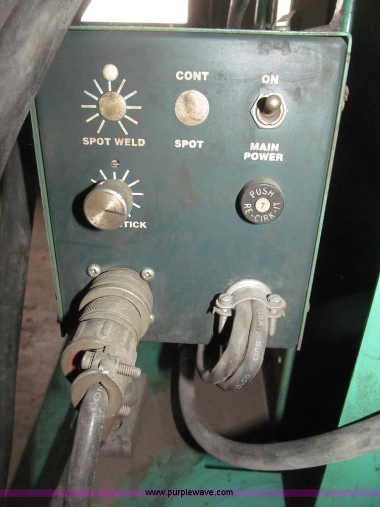 image for item B5385 L-Tec VI300 mig 35 wire feed welder