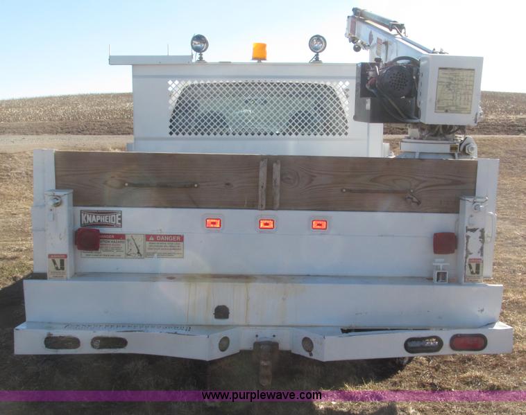 image for item B5396 2003 Ford F450 XL Super Duty SuperCab flatbed truck