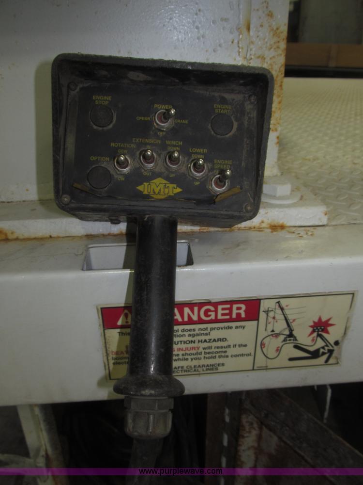 image for item B5396 2003 Ford F450 XL Super Duty SuperCab flatbed truck