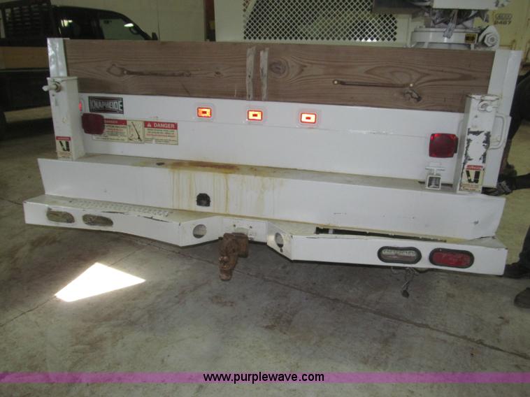 image for item B5396 2003 Ford F450 XL Super Duty SuperCab flatbed truck