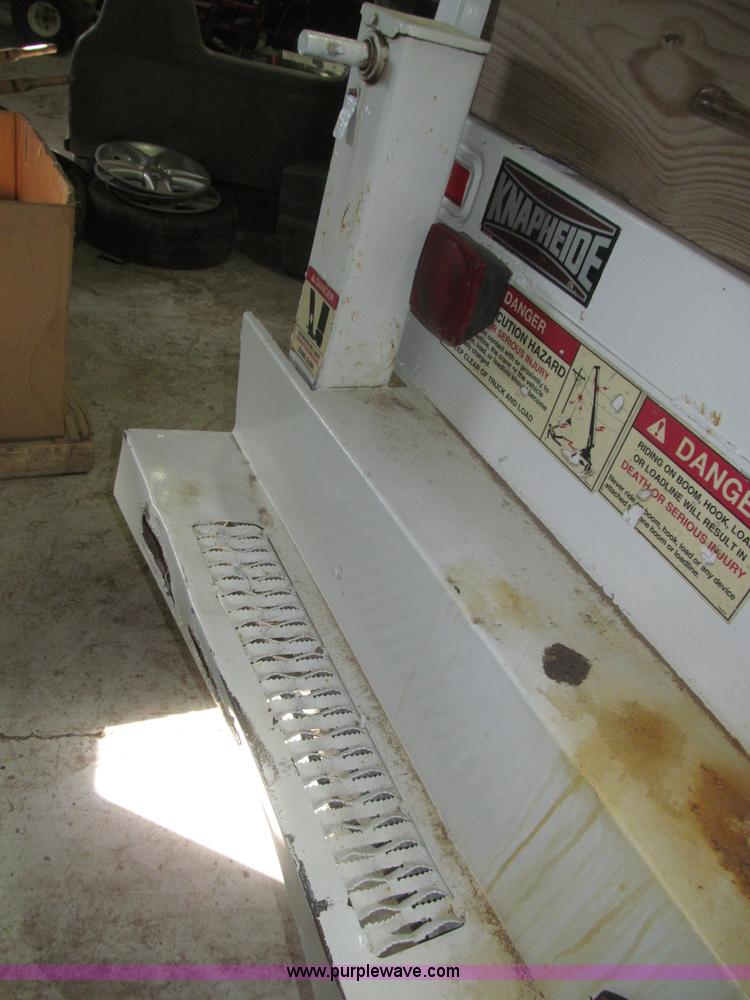 image for item B5396 2003 Ford F450 XL Super Duty SuperCab flatbed truck