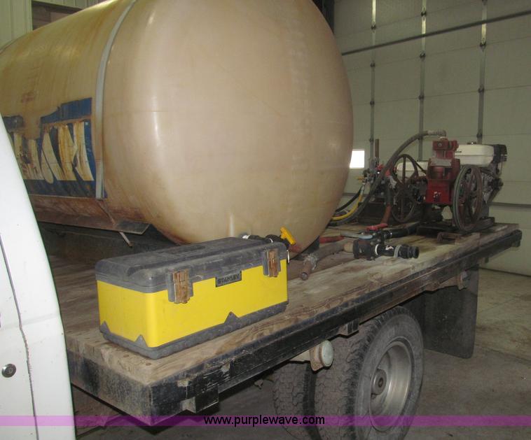 image for item B5398 1983 Ford F350 flatbed truck