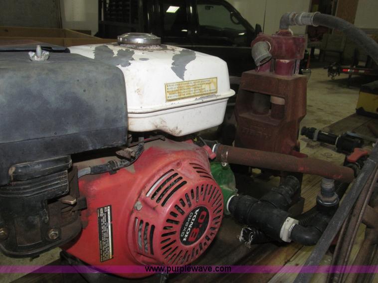 image for item B5398 1983 Ford F350 flatbed truck