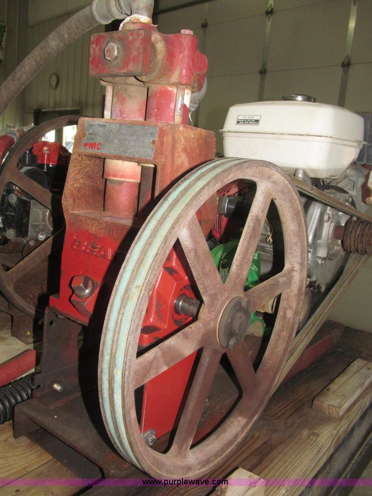 image for item B5398 1983 Ford F350 flatbed truck