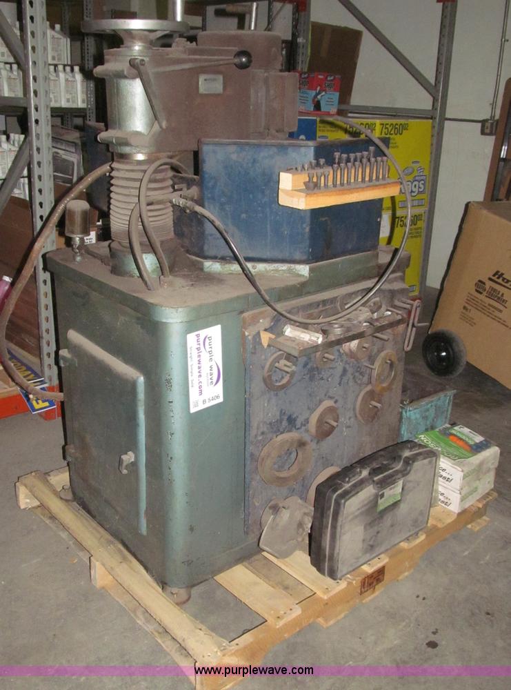 Winona F6500 flywheel grinder in Lincoln, NE Item B5406 sold Purple