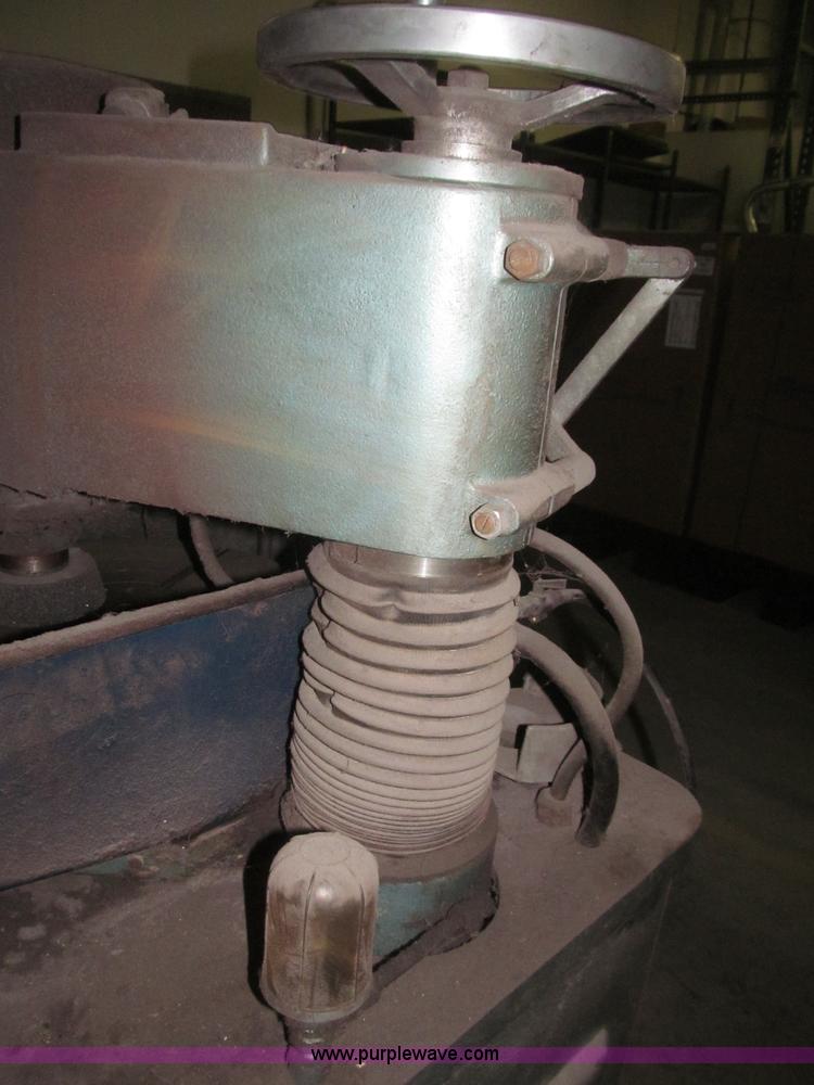 image for item B5406 Winona F6500 flywheel grinder