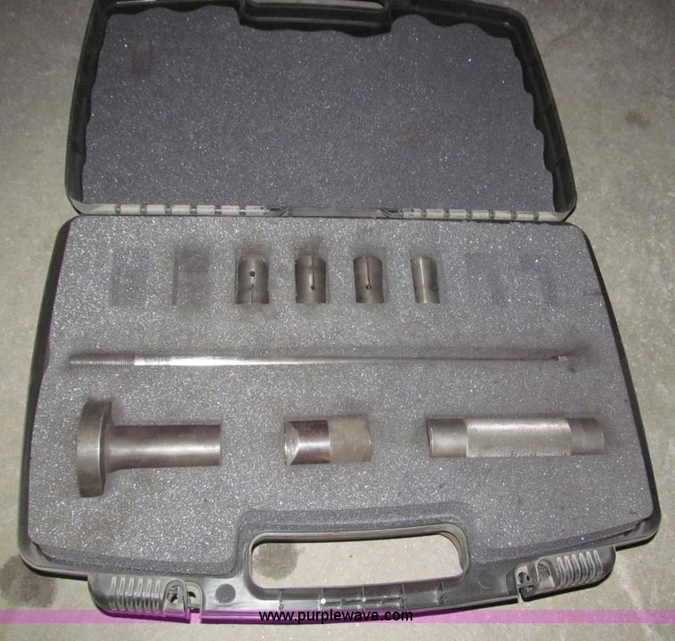 image for item B5406 Winona F6500 flywheel grinder