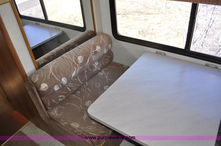 image for item C3413 1992 Fleetwood Bounder RV camper