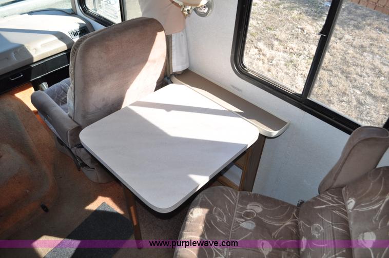 image for item C3413 1992 Fleetwood Bounder RV camper