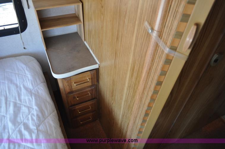 image for item C3413 1992 Fleetwood Bounder RV camper