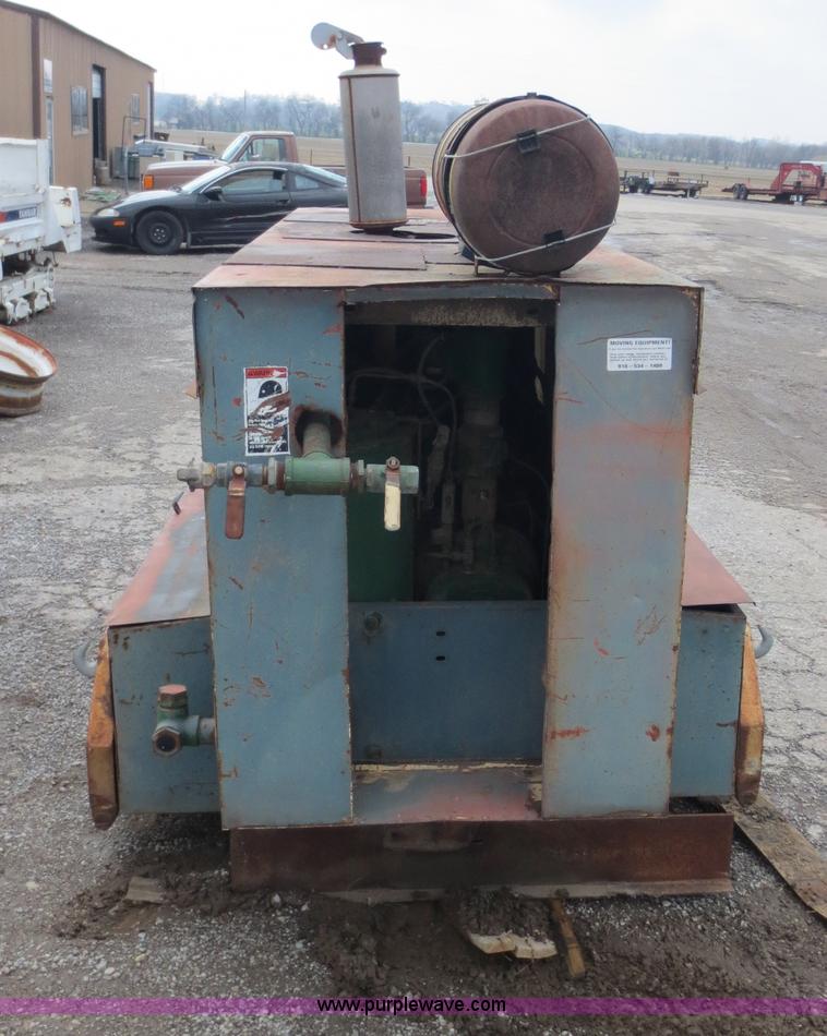image for item D5769 Sullair air compressor
