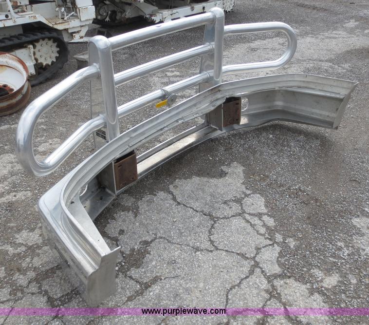 image for item D5770 Ex-Bar truck bumper