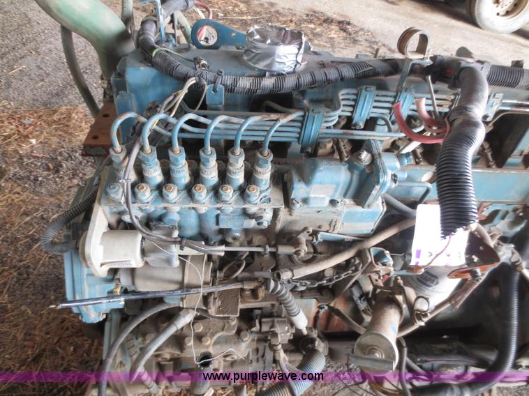 image for item D5777 1995 International DT466 turbo diesel engine