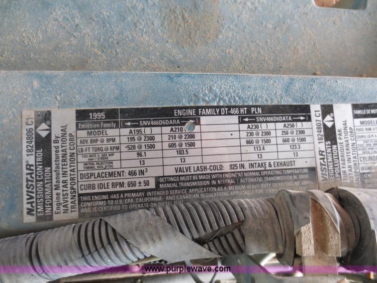 image for item D5777 1995 International DT466 turbo diesel engine