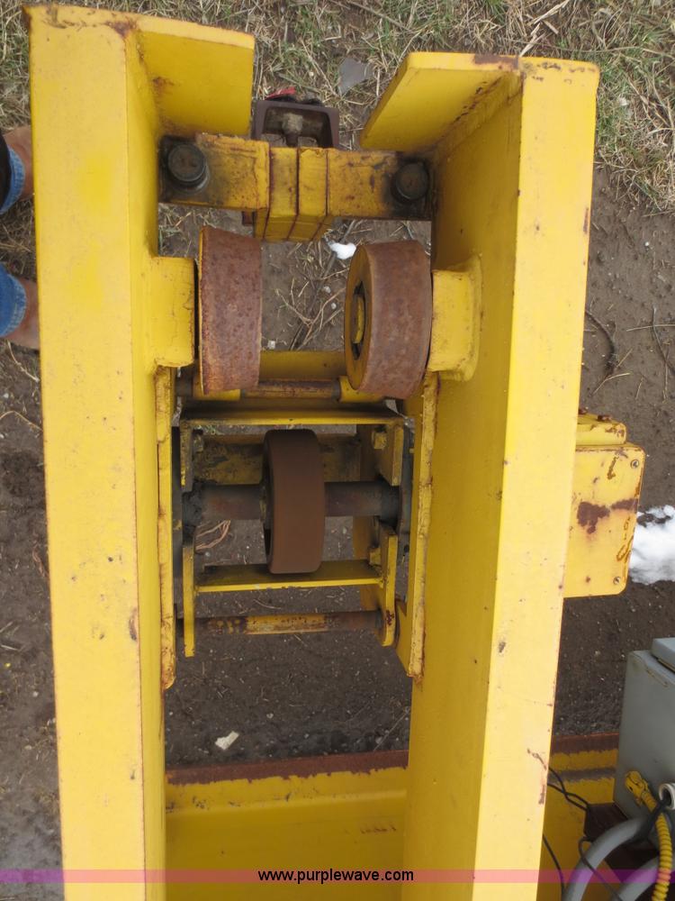 image for item D5780 Oard five ton bridge crane