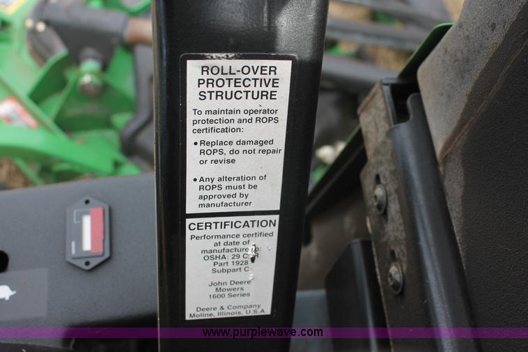 image for item E2841 John Deere 1600 Turbo Series II mower