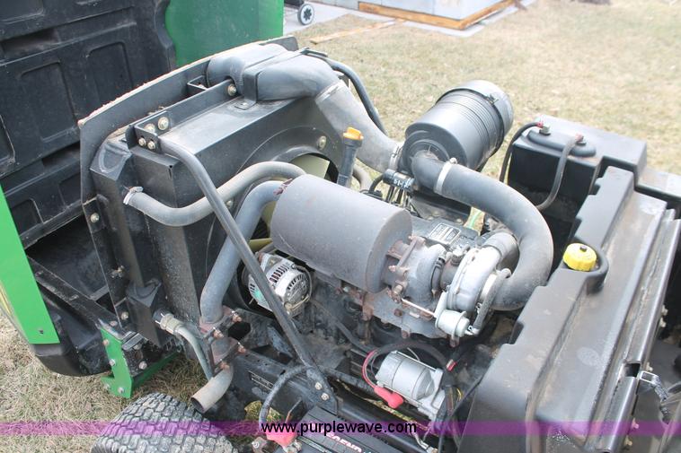 image for item E2841 John Deere 1600 Turbo Series II mower