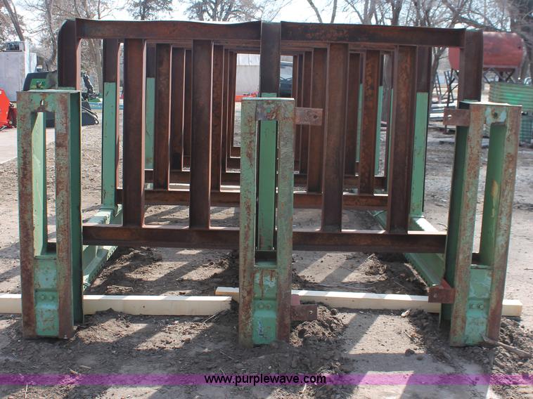 image for item E2861 Industrial cantilever rack shelving