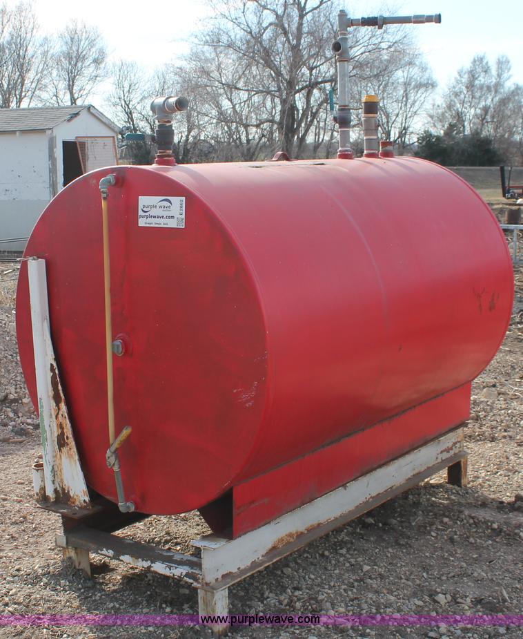 image for item E2862 500 gallon fuel tank