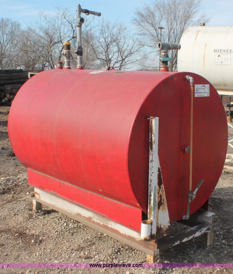 image for item E2862 500 gallon fuel tank