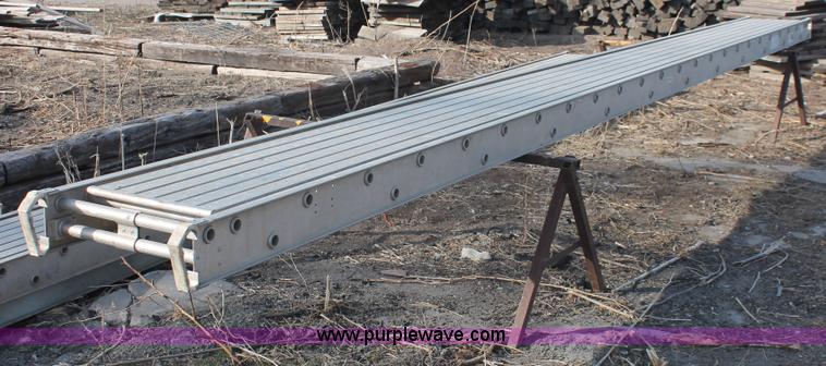image for item E2869 WErner Task-Master aluminum scaffolding stage