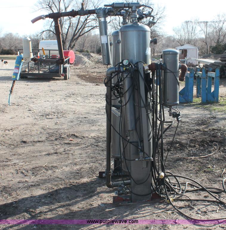 image for item E2873 Airtek TW200 compressed air dryer