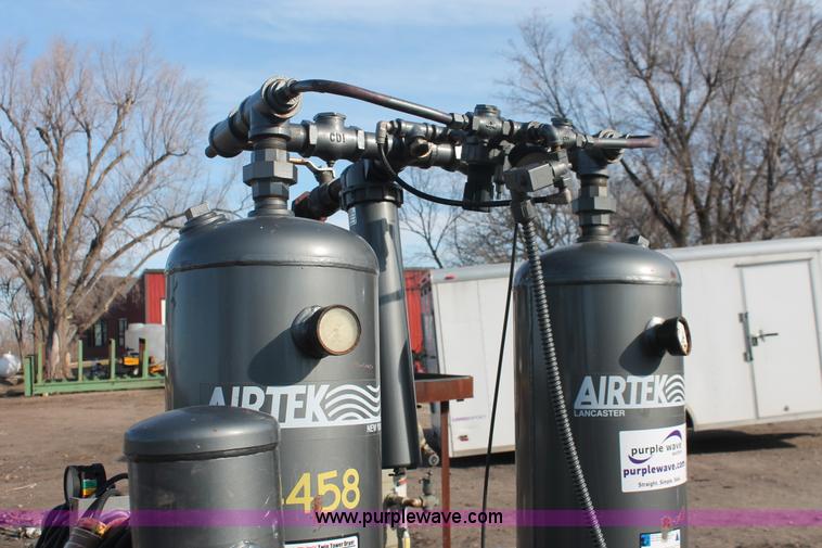 image for item E2873 Airtek TW200 compressed air dryer